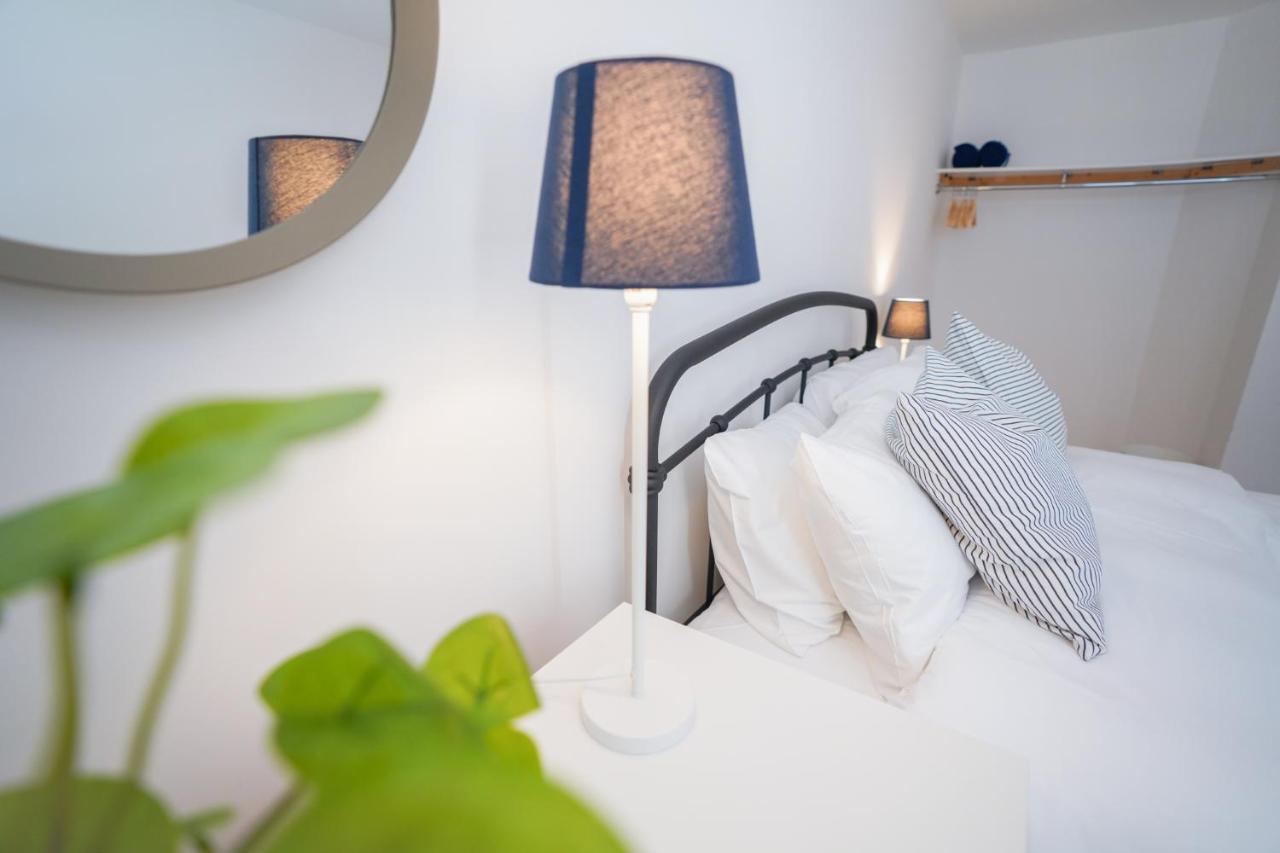 Stylish Apartment With Private Parking Cardiff Exterior foto